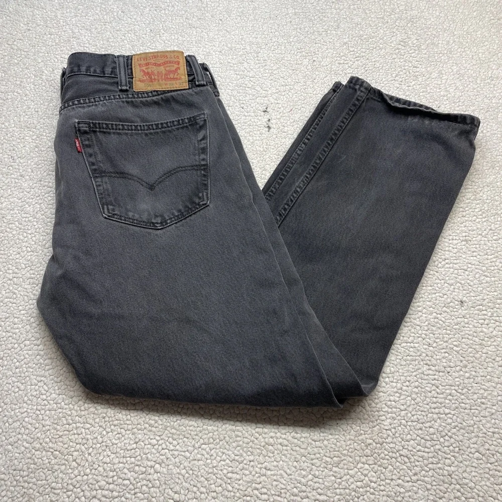 Levi Jeans Mens 38x32 Black 505 Regular Fit Straight Leg Faded Denim